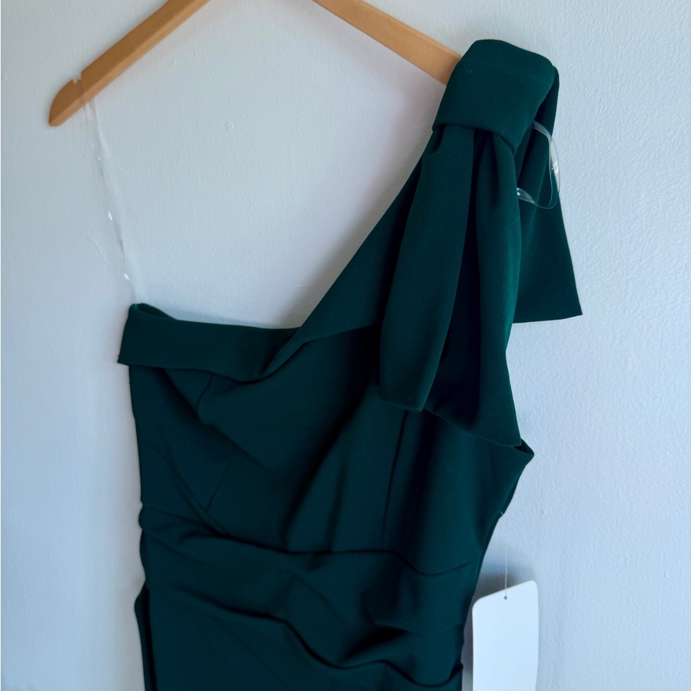 One Shoulder Emerald Maxi Dress - Picture 3 of 5